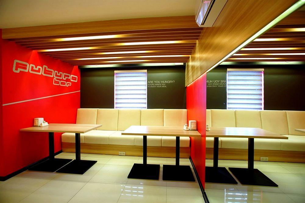 Futuro Hotel Bishkek Exterior photo