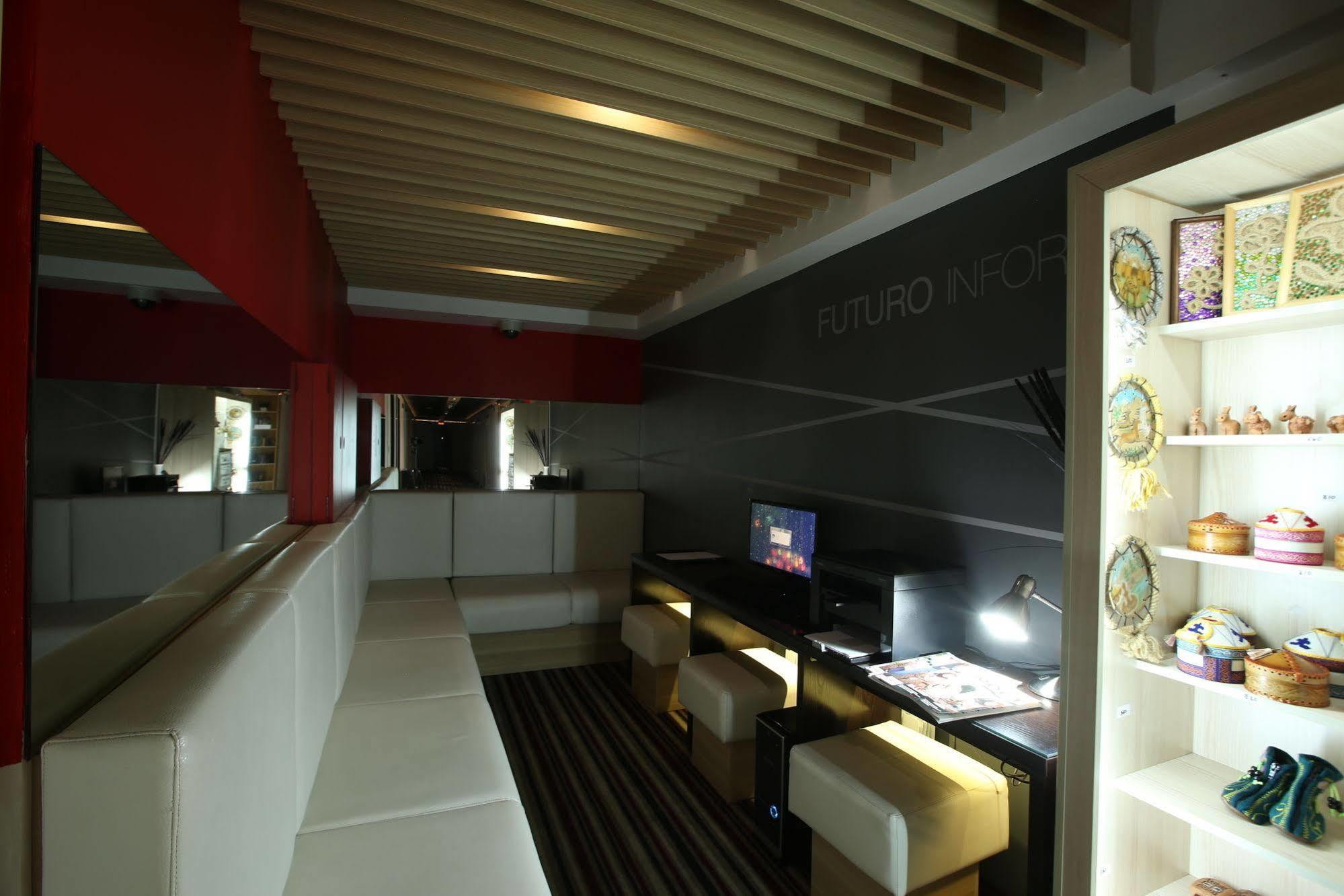 Futuro Hotel Bishkek Exterior photo